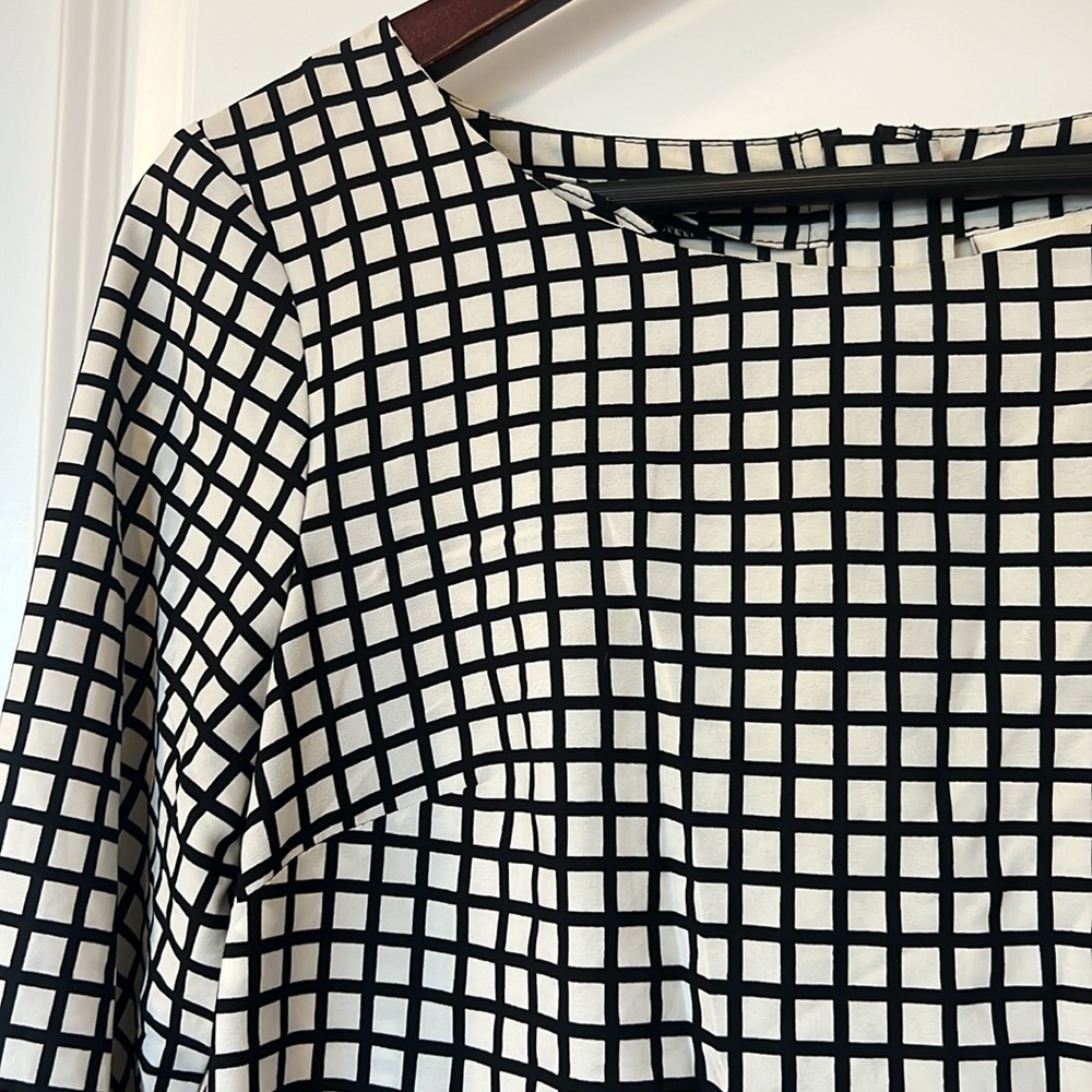 Checkered Blouse - Picture 2 of 3